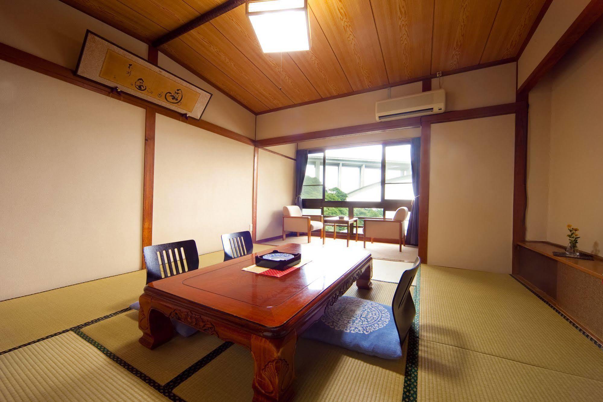 Okamotoya Hotel Beppu Bagian luar foto