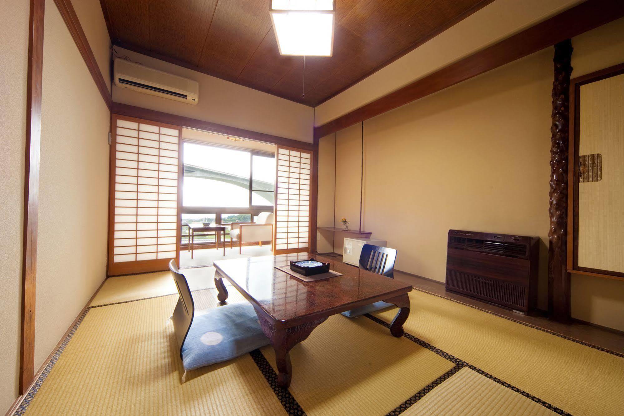 Okamotoya Hotel Beppu Bagian luar foto